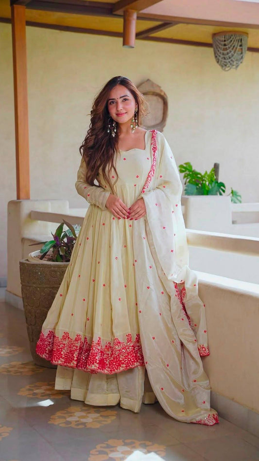PRETTY WHITE ANARKALI